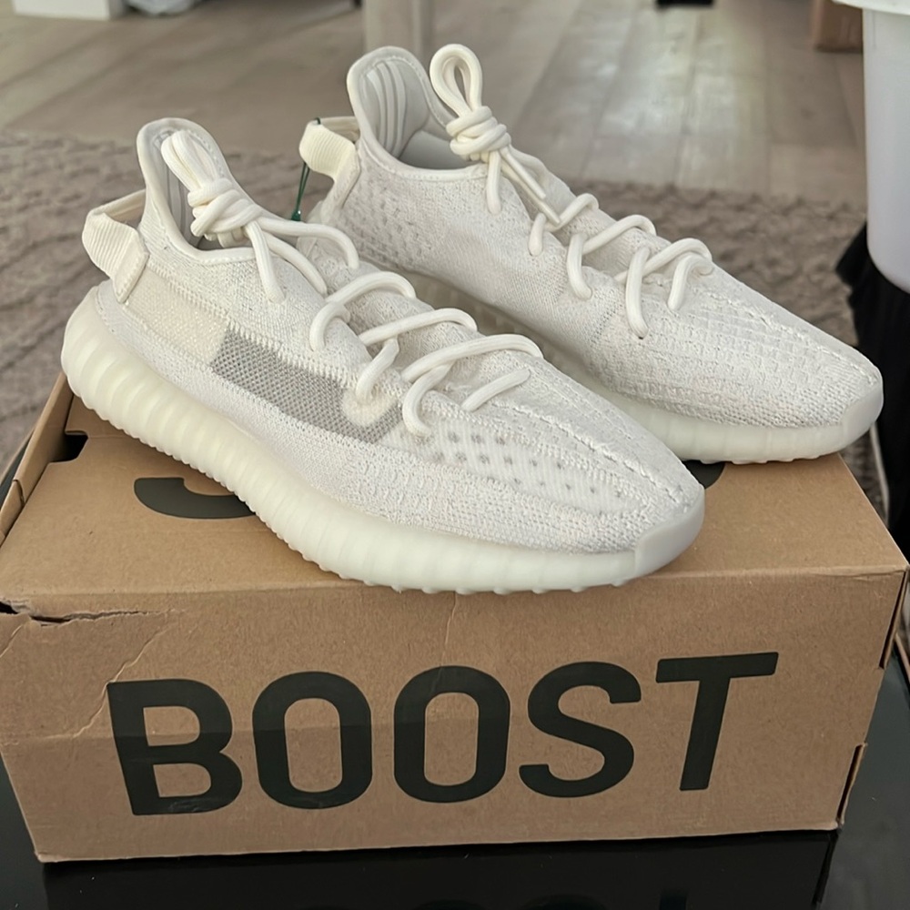 Yeezy 350 V2 Bone. New in Box! Men's 7.5